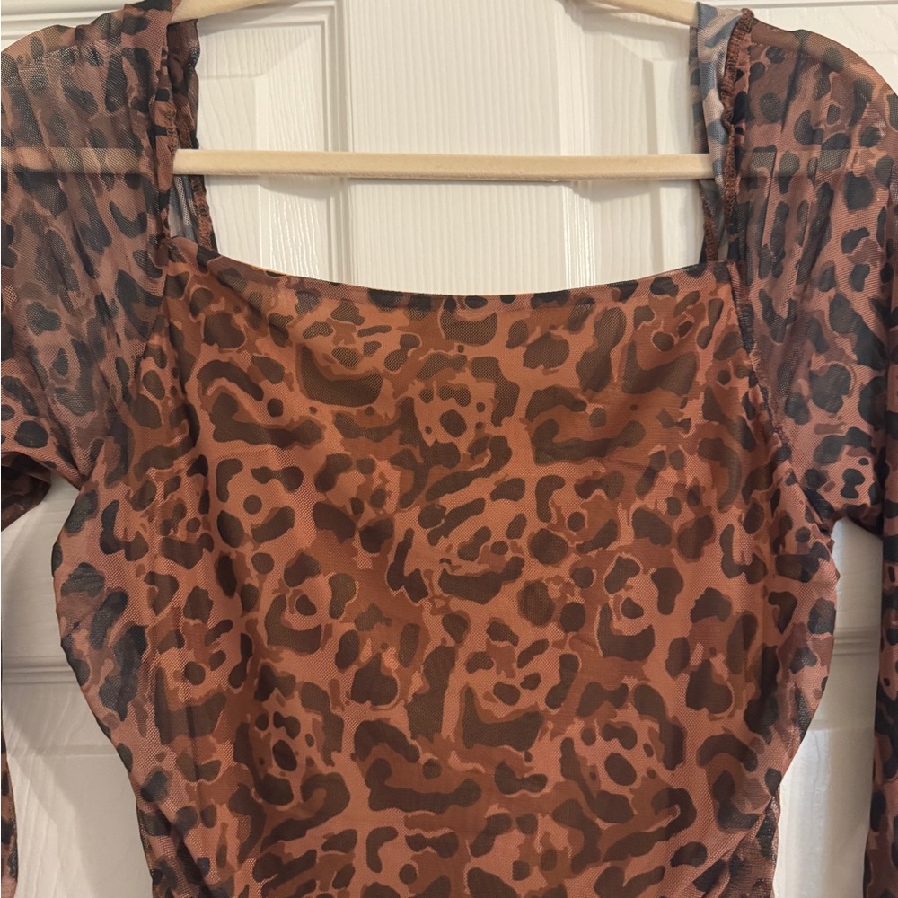 VENUS Brown Leopard Print Blouse